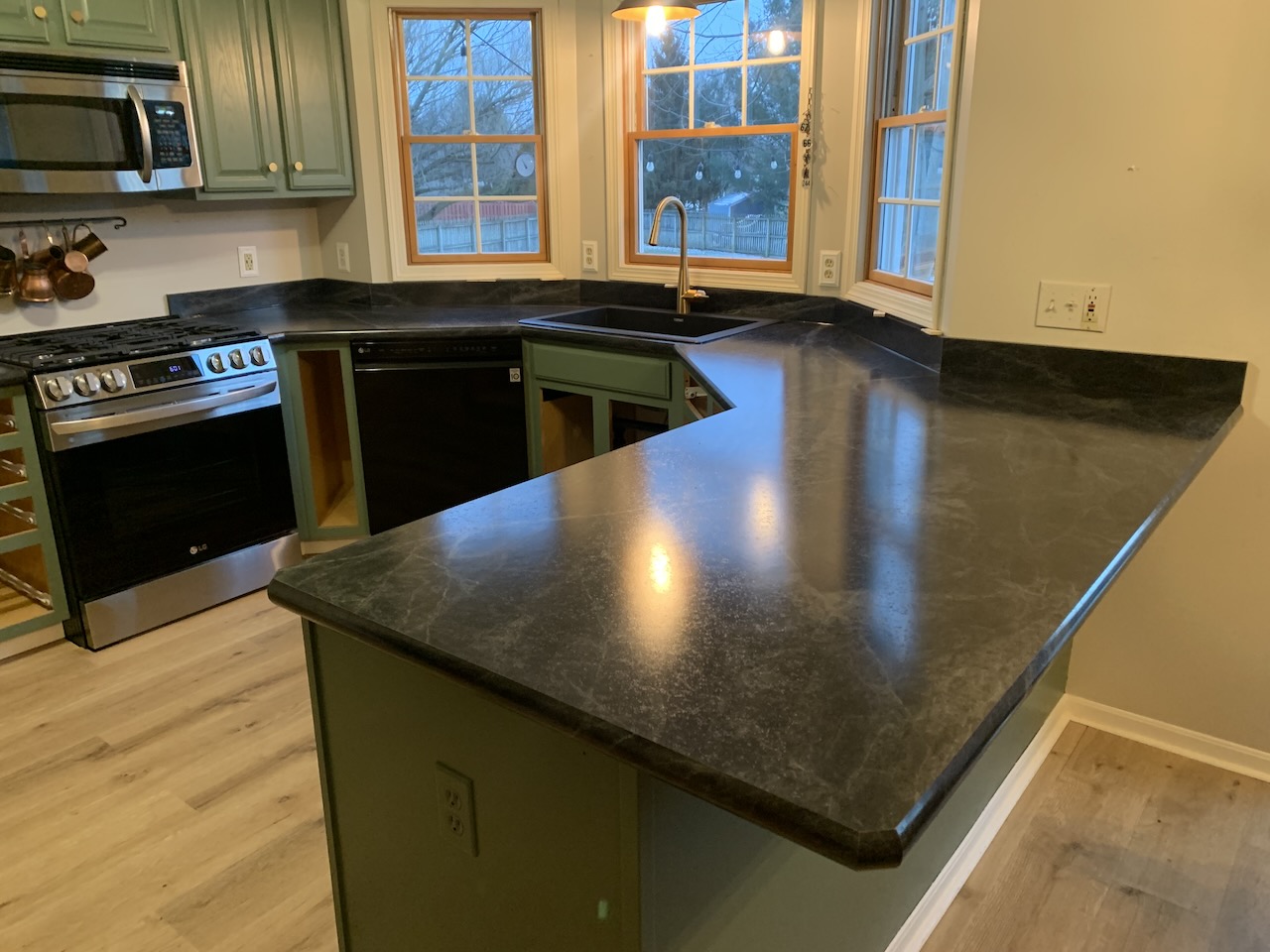 Wilsonart & Formica Laminate Countertops | Medina, Ohio