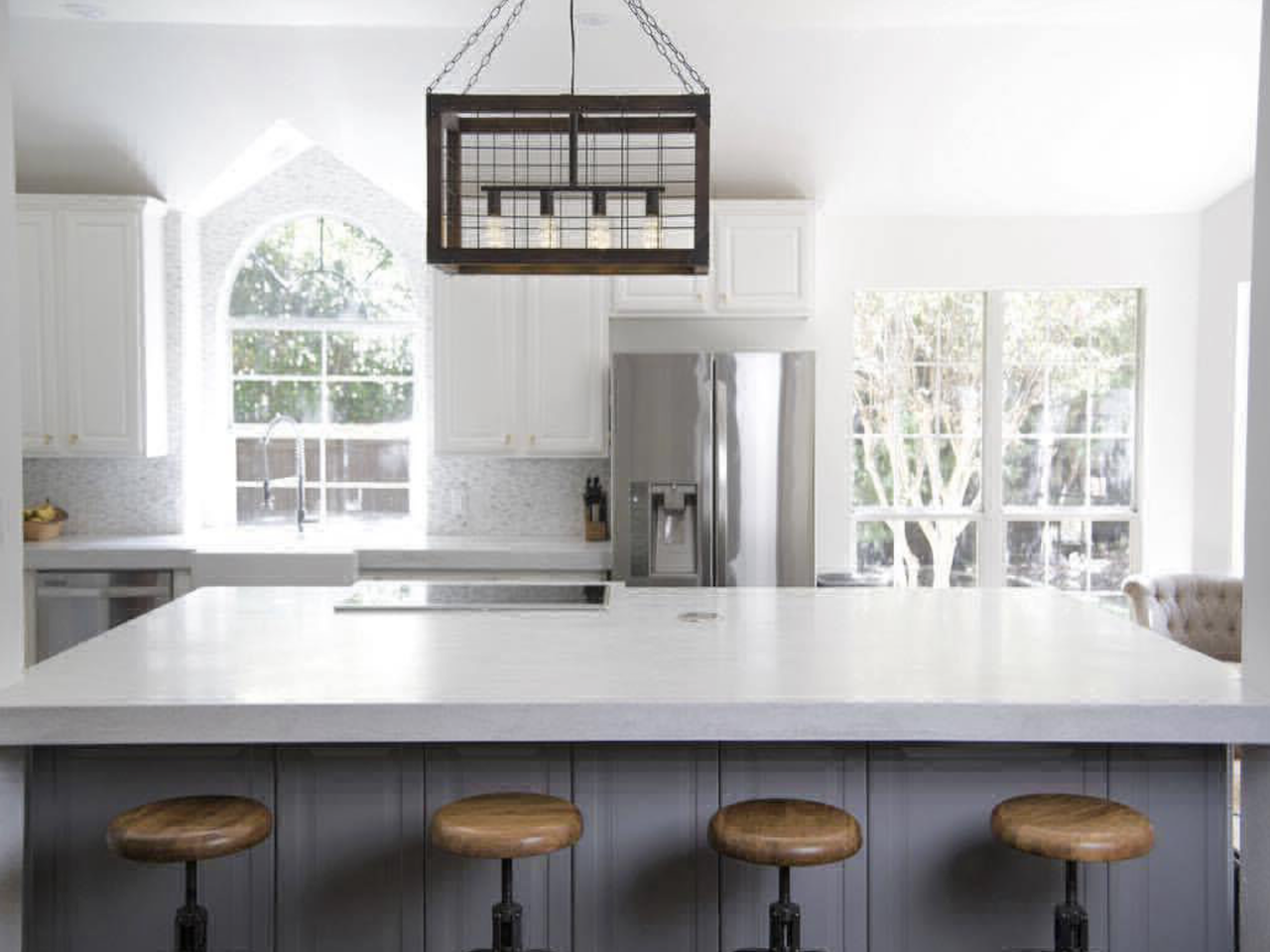 Schedule Your Solid Surface Countertops Design Session in NE OH with Mr. Countertops. | Mr.Countertops