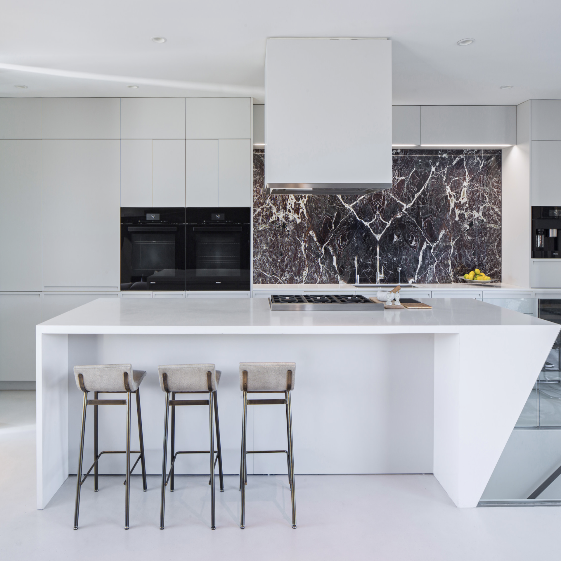 Seamless Solid Surface Backsplash in Modern NE OH kitchen Renovation | Mr.Countertops