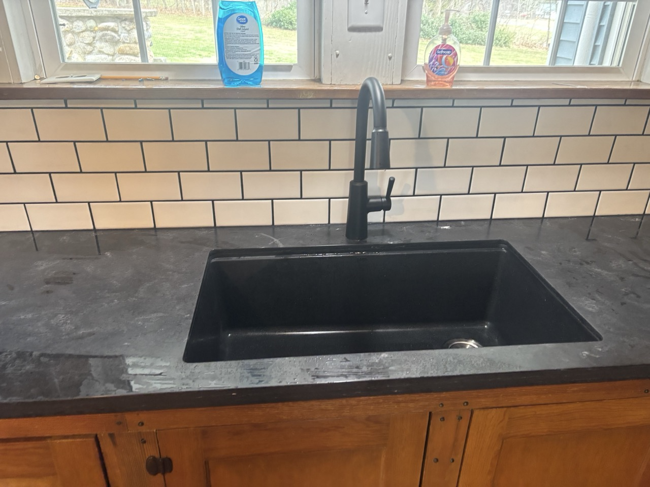 Modern Black Stone Looking countertops in Cleveland OH